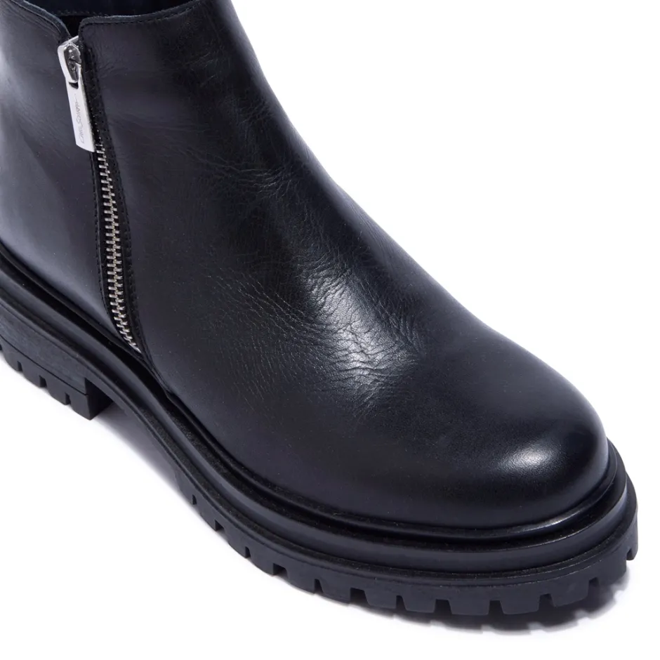 Arletta Black Leather Ankle Boots<Carl Scarpa Store