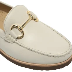 Aubrigo Off White Leather Snaffle Loafers<Carl Scarpa Store