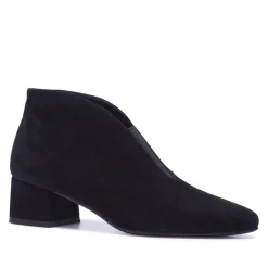 Blenniee Black Suede Ankle Boots<Carl Scarpa Sale