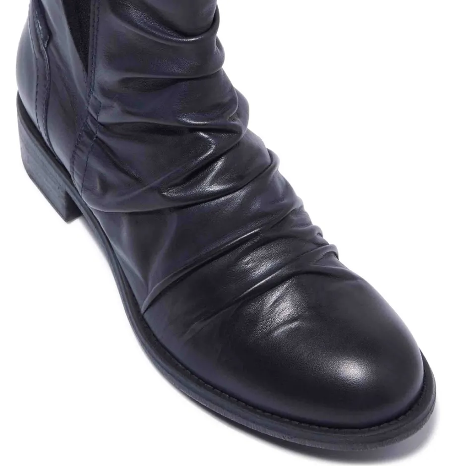 Felice Navy Leather Ankle Boots<Carl Scarpa Flash Sale