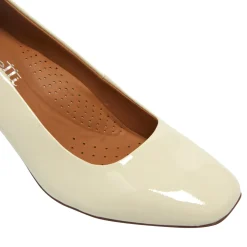 Medola Off White Patent Leather Courts<Carl Scarpa Shop
