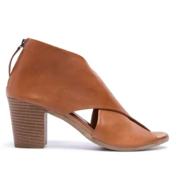 Piacere Tan Leather Crossover Sandals<Carl Scarpa Best Sale